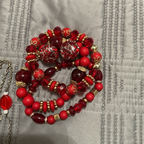 Vibrant Red / Gold & Silver Jewelry Set (some look vintage?) Screw Earrings - Picture 3 of 4